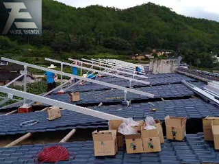 système de montage solaire pour toit en pente