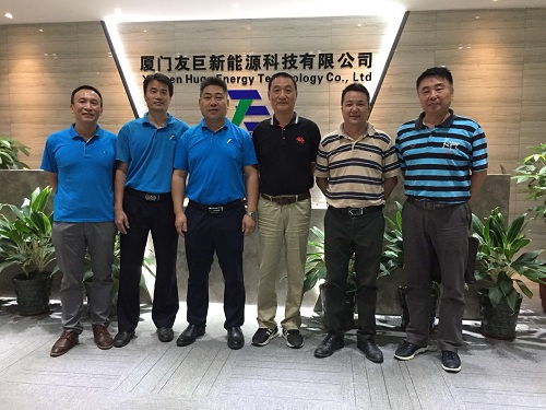 fujian nouvelle association de promotion de l'industrie des technologies énergétiques sun yizhao et le secrétaire adjoint tang hao ont visité une énorme énergie pour guider le travail