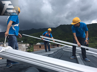 système de montage solaire pour toiture en tuiles